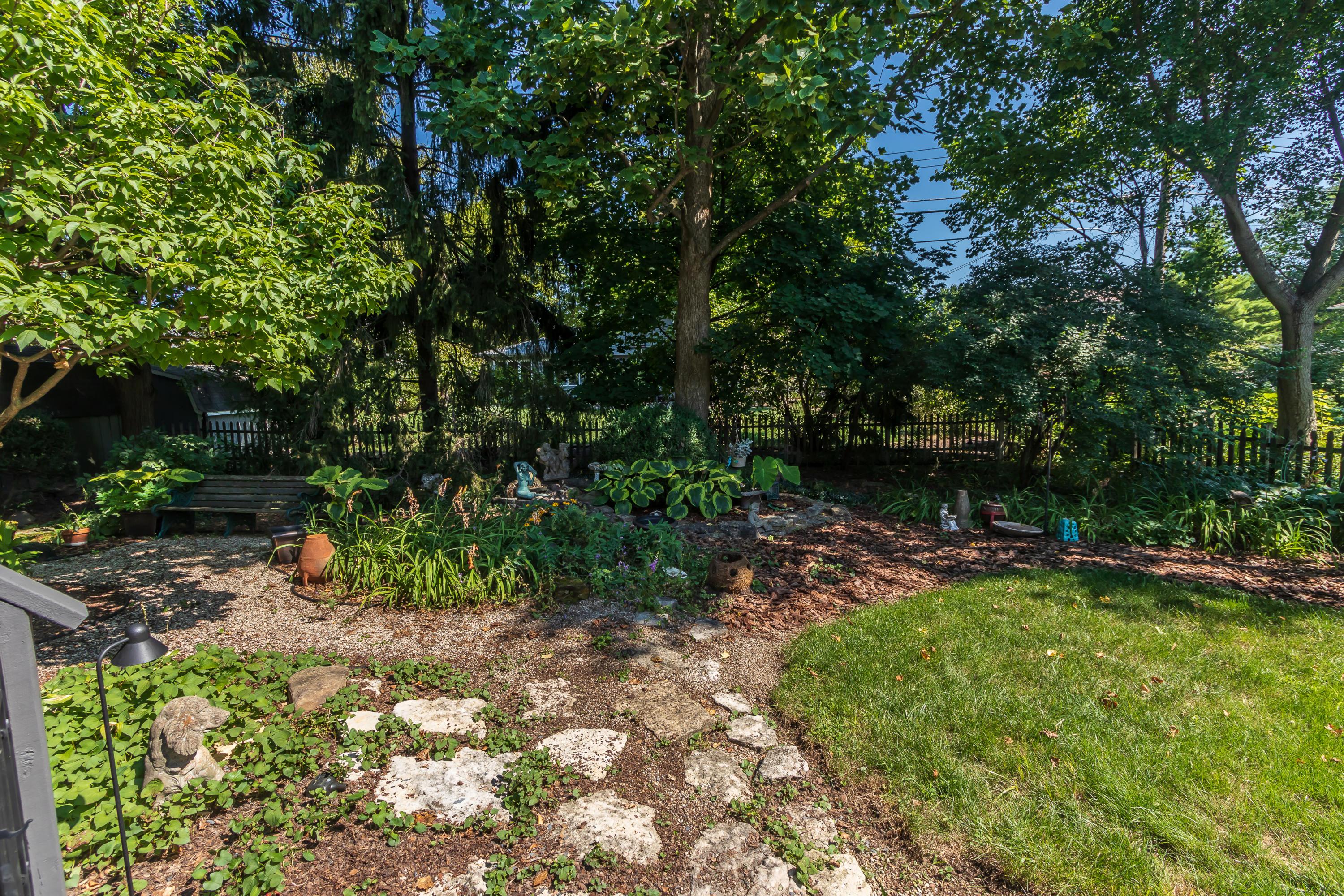 1426 Reymond Road Columbus, OH 43220 - Photo 39 of 41 Gallery Image 39
