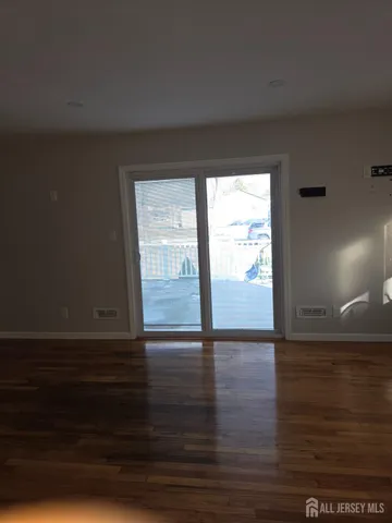 $2,900 | 5200 Emerson Street, Piscataway, NJ 08854