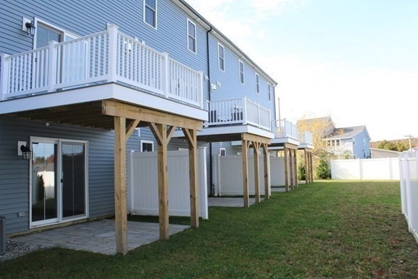 274 Providence Road, Unit 2 Grafton, MA 01560 - Photo 4 of 42 Gallery Image 4