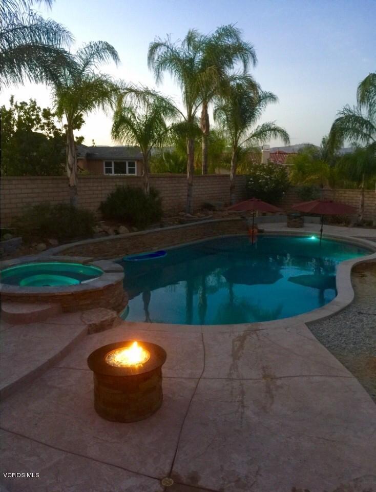 873 Hemlock Ridge Court Simi Valley, CA 93065 - Photo 22 of 32 thumbnail (9)