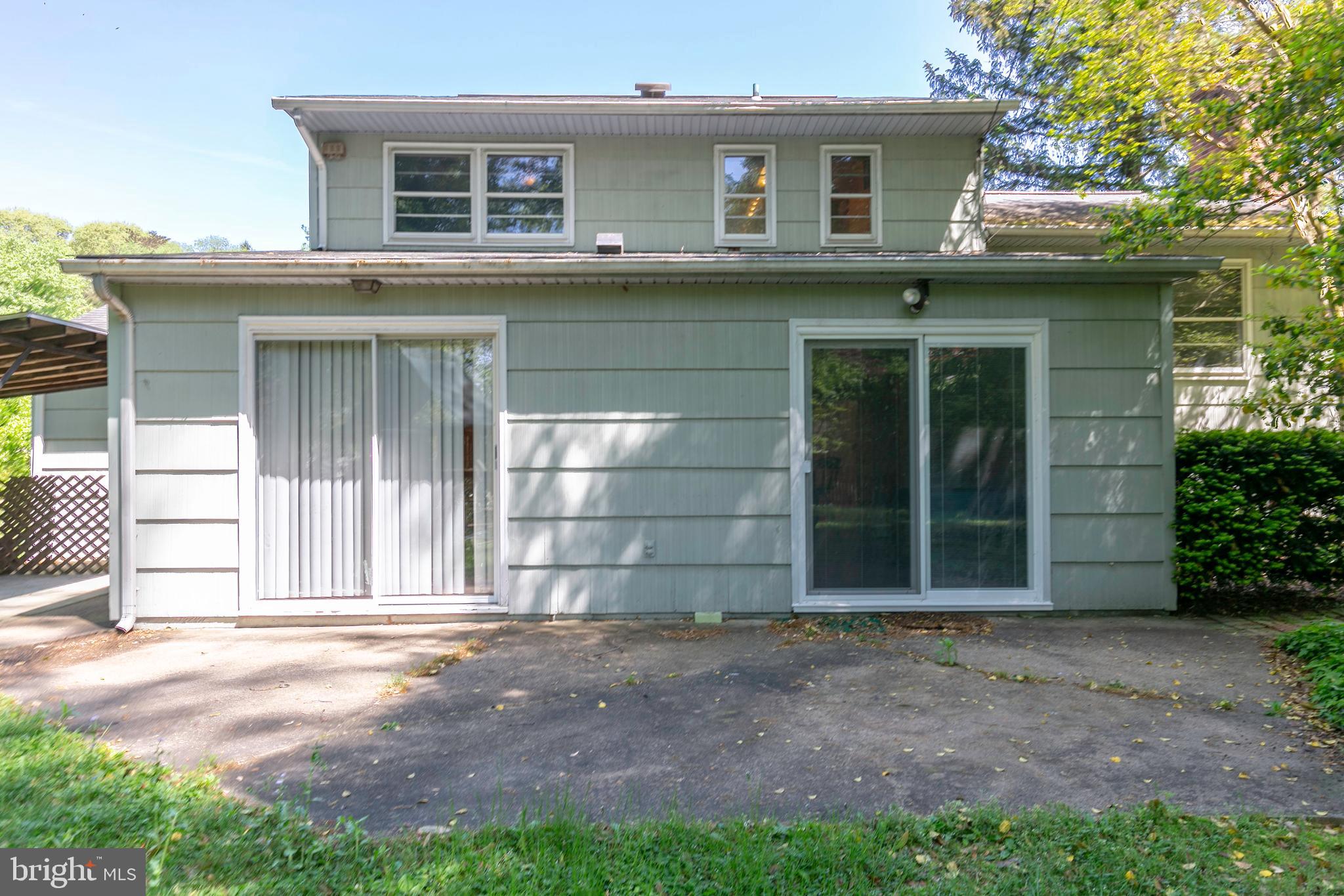 605 Pin Oak Road Severna Park, MD 21146 - Photo 4 of 14 Gallery Image 4