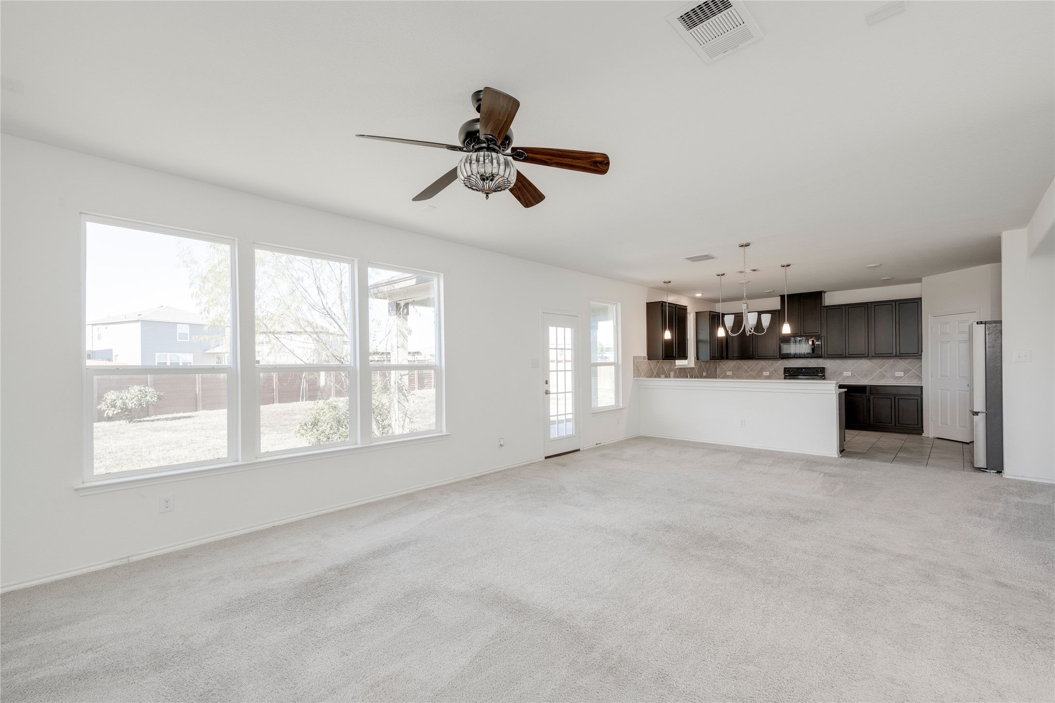 18704 Rushmore Street Manor, TX 78653 - Photo 5 of 29