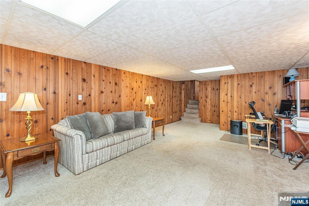 5 Oak Ridge North Caldwell, NJ 07006 - Photo 17 of 33