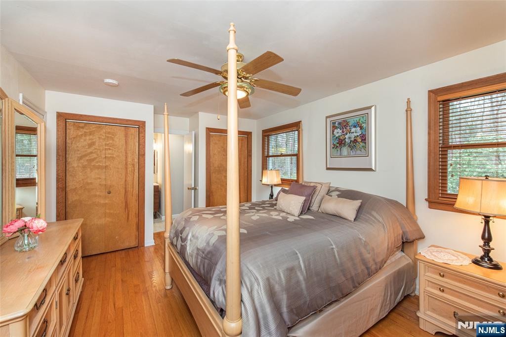 5 Oak Ridge North Caldwell, NJ 07006 - Photo 19 of 33