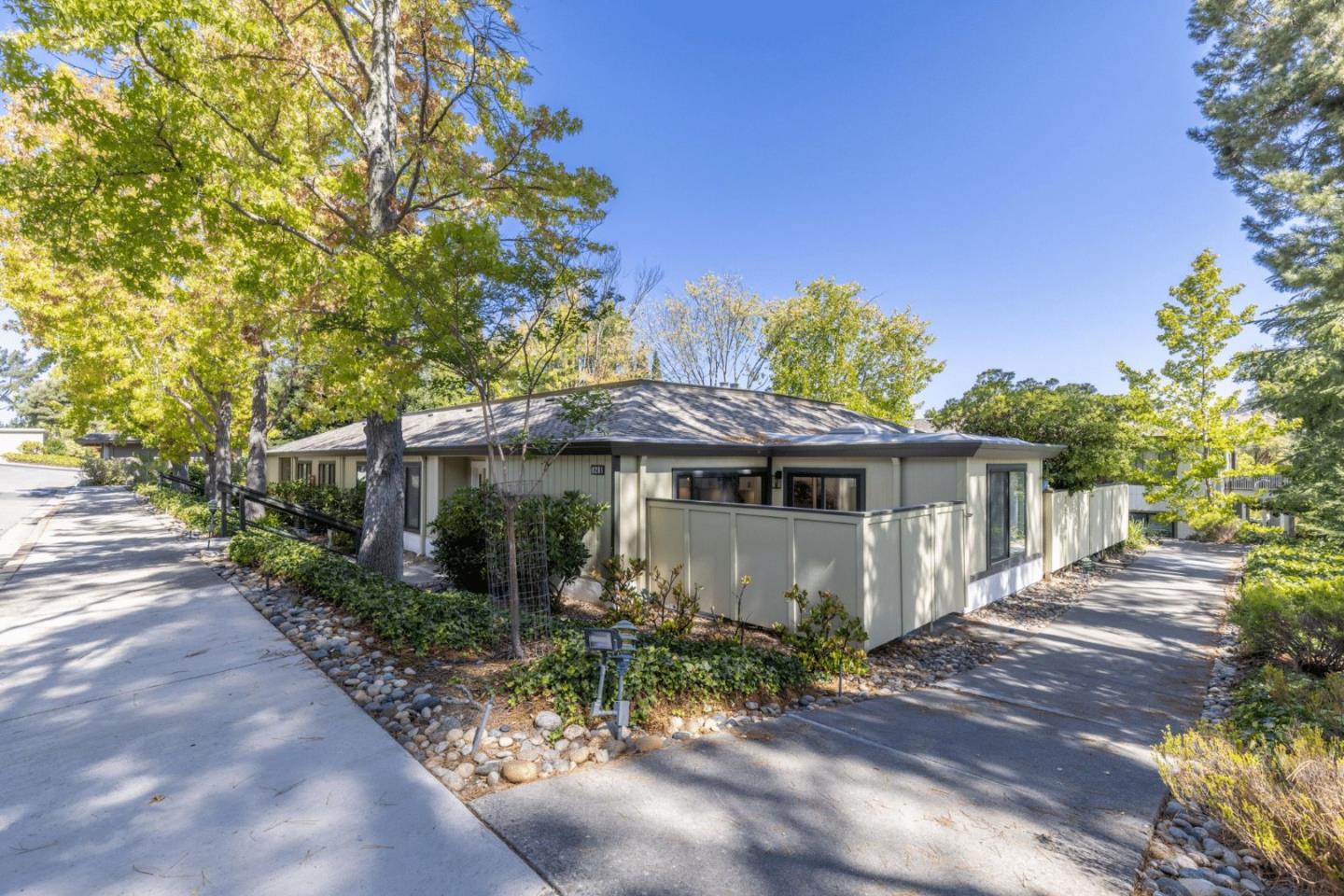 1201 Running Springs Road, Unit 4 Walnut Creek, CA 94595 - Photo 2 of 23 Gallery Image 2