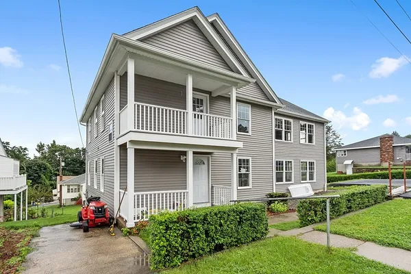 $2,800 | 53 Fenwood Road, Unit 2, Worcester, MA 01604