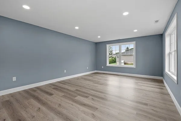 $2,800 | 53 Fenwood Road, Unit 2, Worcester, MA 01604