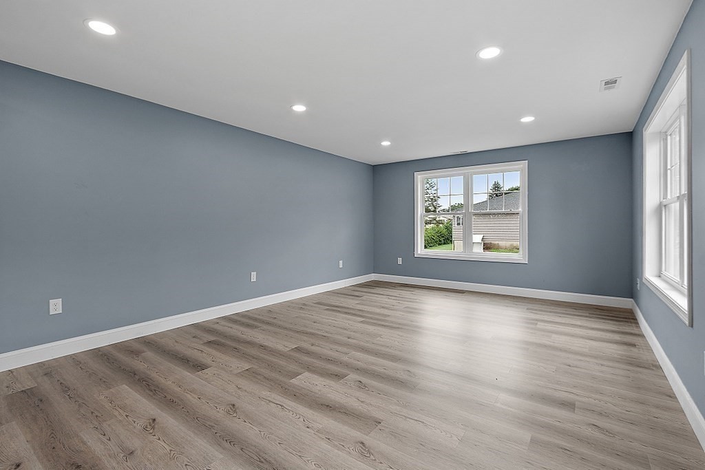 53 Fenwood Road, Unit 2 Worcester, MA 01604 - Photo 14 of 37