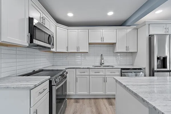 $2,800 | 53 Fenwood Road, Unit 2, Worcester, MA 01604