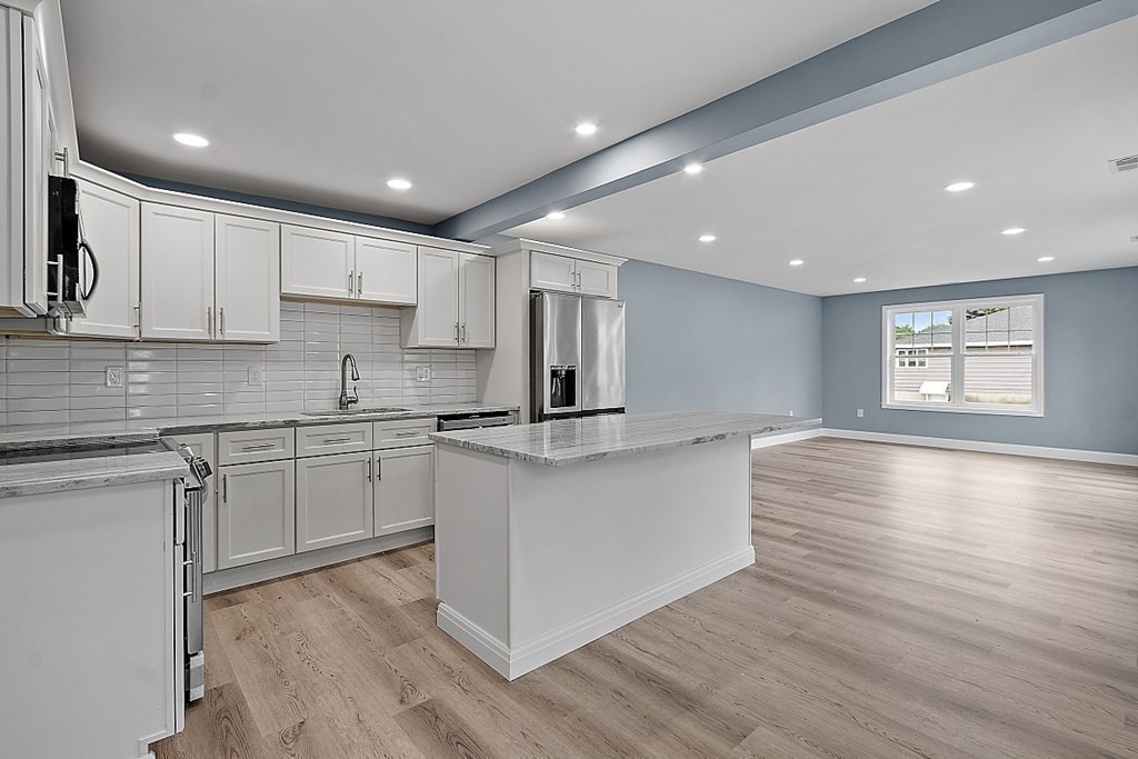 53 Fenwood Road, Unit 2 Worcester, MA 01604 - Photo 18 of 37