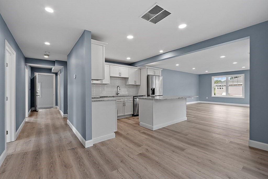 53 Fenwood Road, Unit 2 Worcester, MA 01604 - Photo 20 of 37