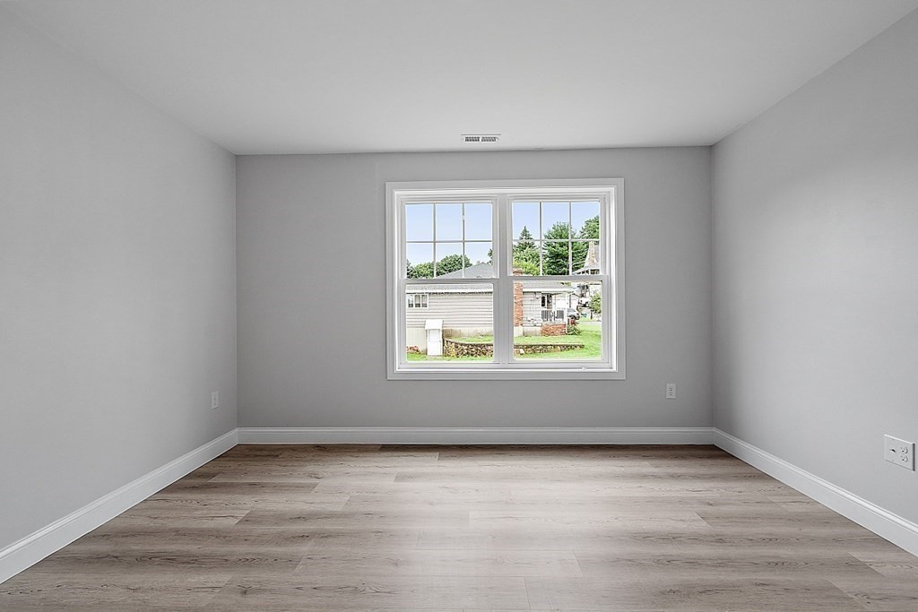 53 Fenwood Road, Unit 2 Worcester, MA 01604 - Photo 24 of 37