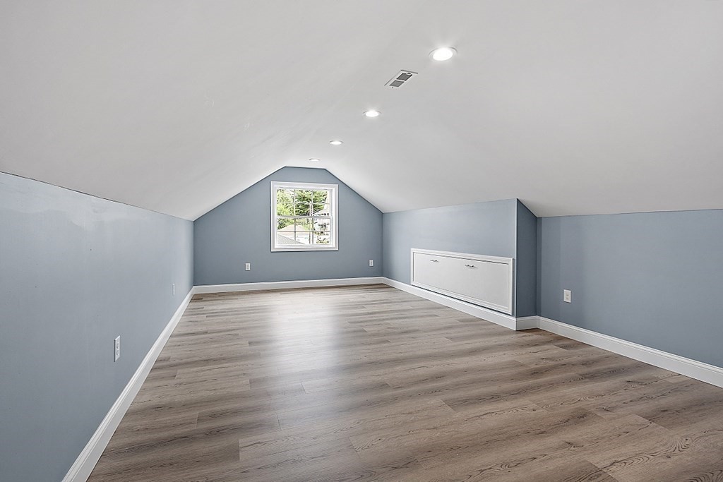 53 Fenwood Road, Unit 2 Worcester, MA 01604 - Photo 31 of 37