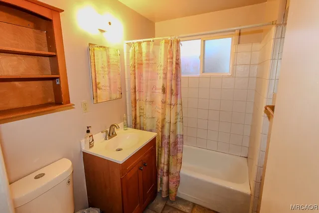 $1,100 | 709 Elysian Boulevard, Big Bear City, CA 92314