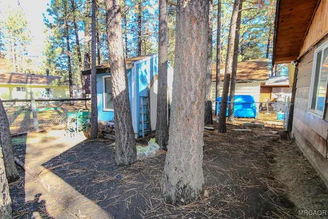 $1,100 | 709 Elysian Boulevard, Big Bear City, CA 92314