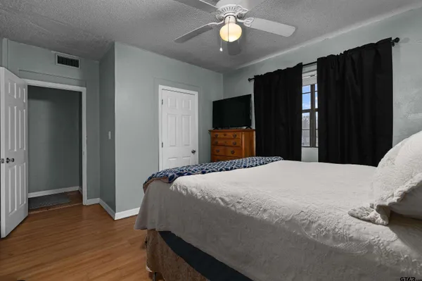 $373,500 | 210 Kenneth Drive, Henderson, TX 75652