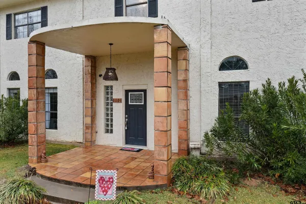 $373,500 | 210 Kenneth Drive, Henderson, TX 75652