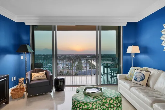 $1,300,000 | 821 North Riverside Drive, Unit PH2, Pompano Beach, FL 33062