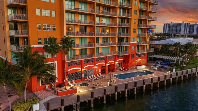 $1,300,000 | 821 North Riverside Drive, Unit PH2, Pompano Beach, FL 33062