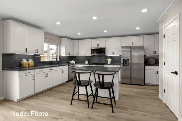 $539,990 | 2190 South Terry Avenue, Fresno, CA 93725