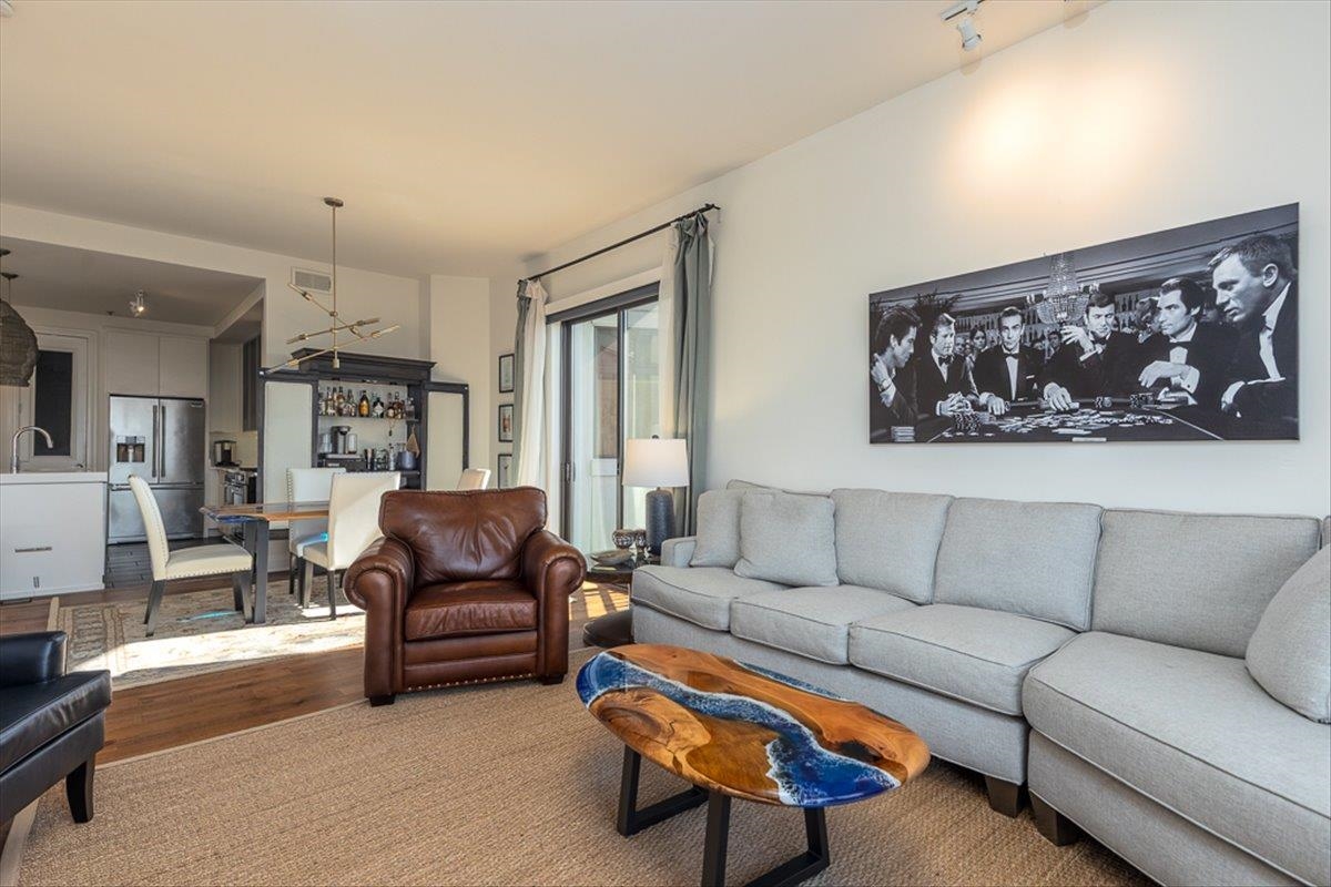 717 Riverside Drive, Unit 1102 Memphis, TN 38103 - Photo 3 of 25 Gallery Image 3