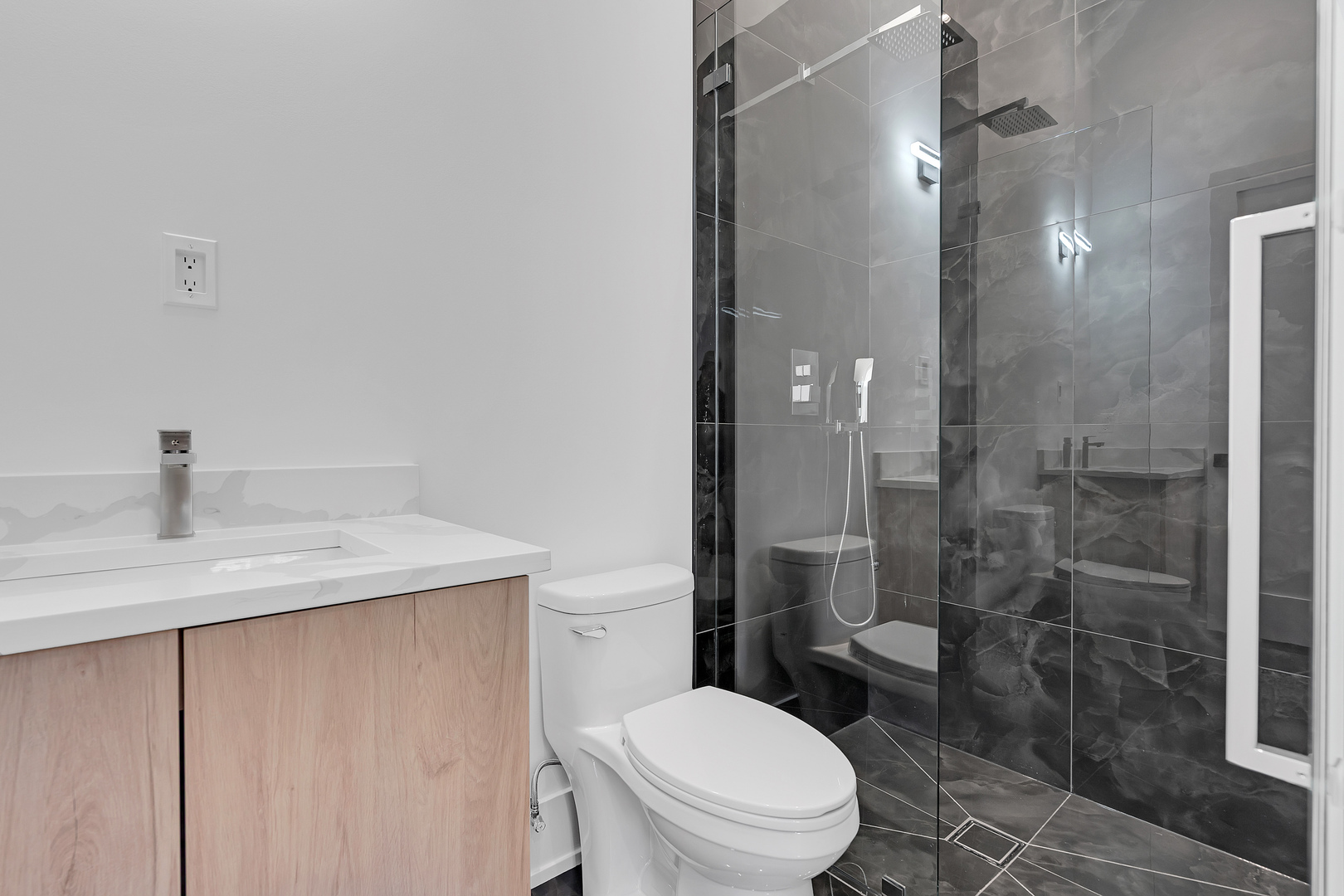 505 West Elm Street, Unit 1 Chicago, IL 60610 - Photo 44 of 54