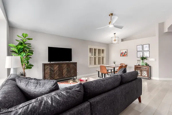 $3,800 | 8820 West Kings Avenue, Peoria, AZ 85382
