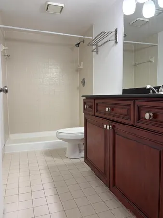 $2,150 | 3000 Florida Boulevard, Unit 203D, Delray Beach, FL 33483