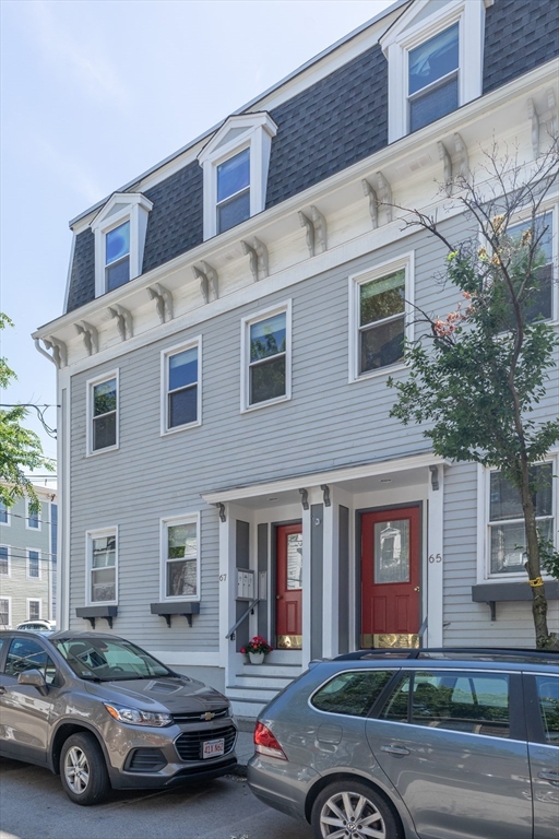 67 Sullivan Street, Unit 3 Boston, MA 02129 - Photo 1 of 25