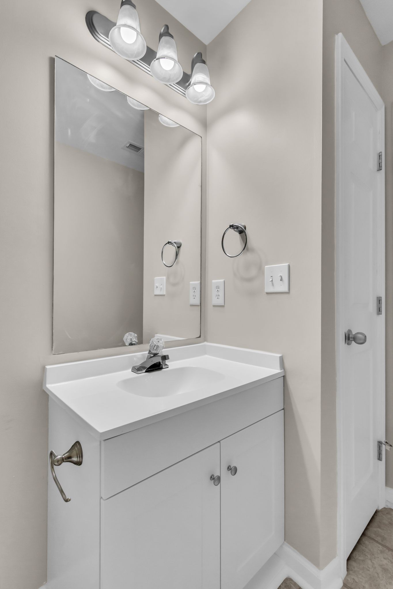 3008 Michael Lane Spring Hill, TN 37174 - Photo 26 of 33 a sink with a mirror
