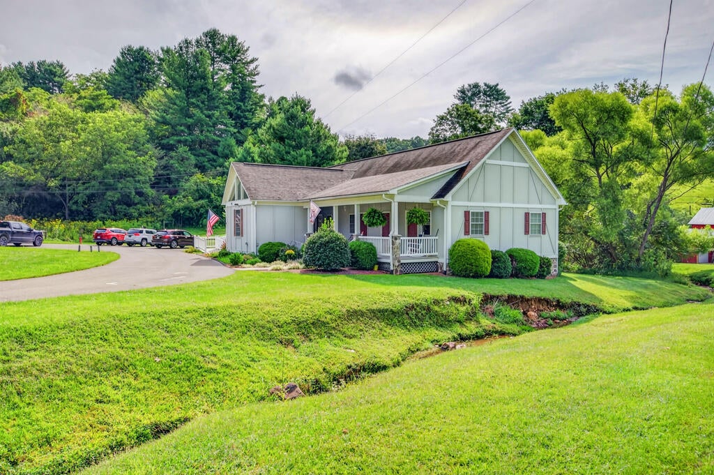765 Waterwheel Road Galax, VA 24333 - Photo 37 of 148 Gallery Image 37