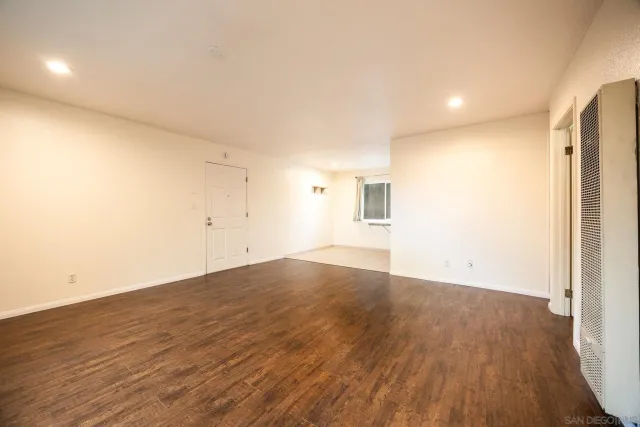 $299,999 | 9725 Winter Gardens Boulevard, Unit 110, Lakeside, CA 92040