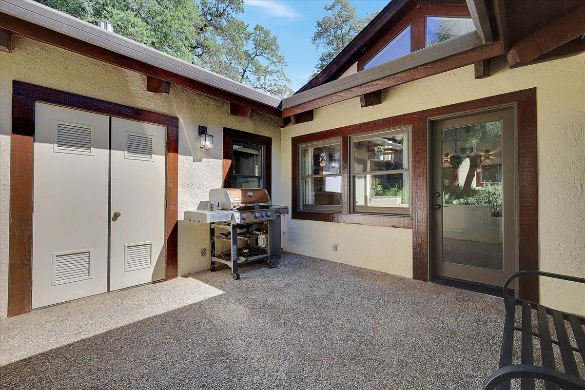 19077 Sanctuary Road Penn Valley, CA 95946 - Photo 3 of 78