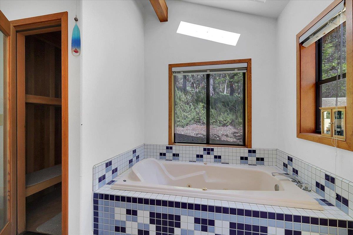 19077 Sanctuary Road Penn Valley, CA 95946 - Photo 37 of 78