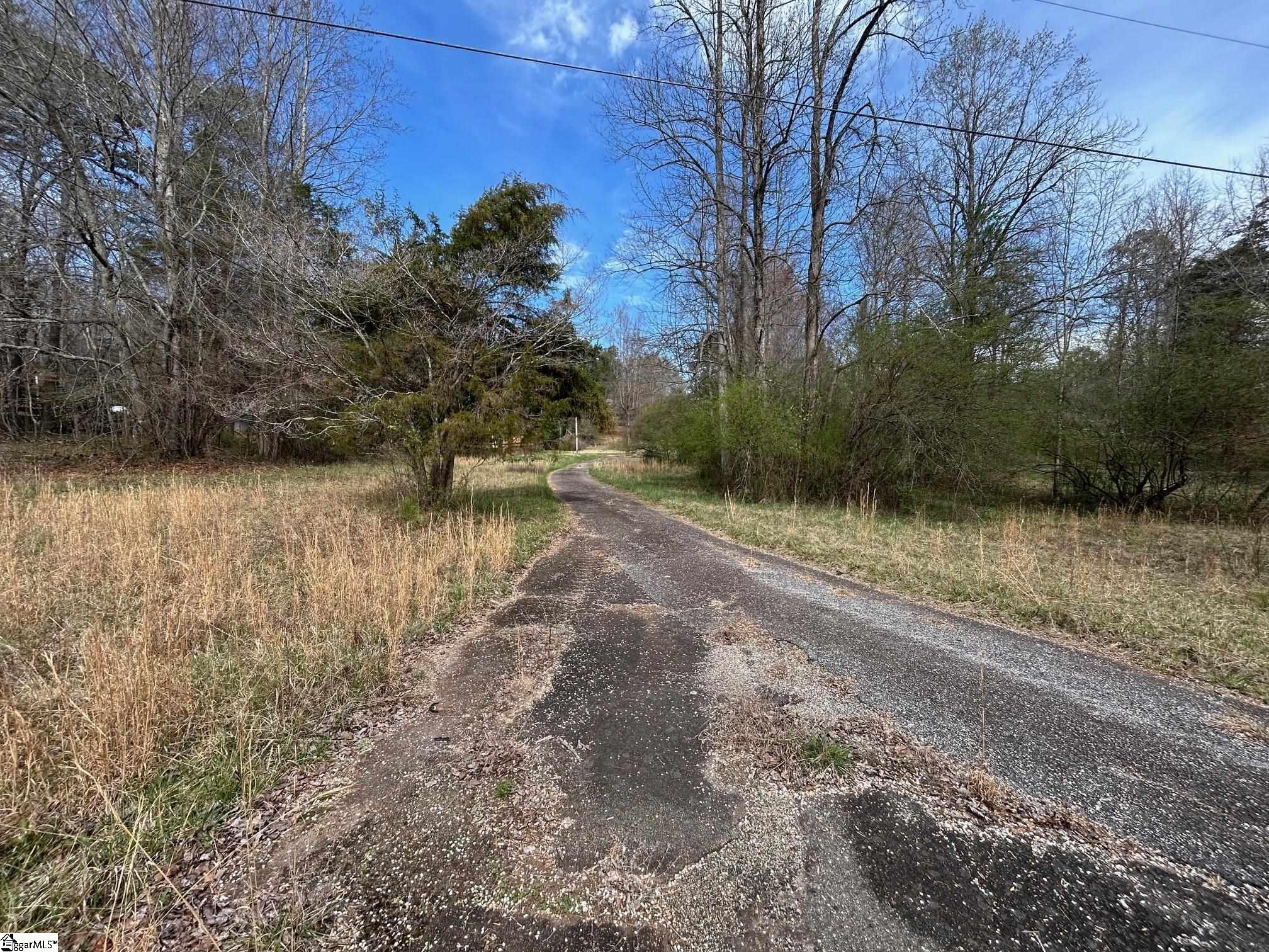 2144 Fox Squirrel Ridge Road Pickens, SC 29671 - Photo 5 of 12