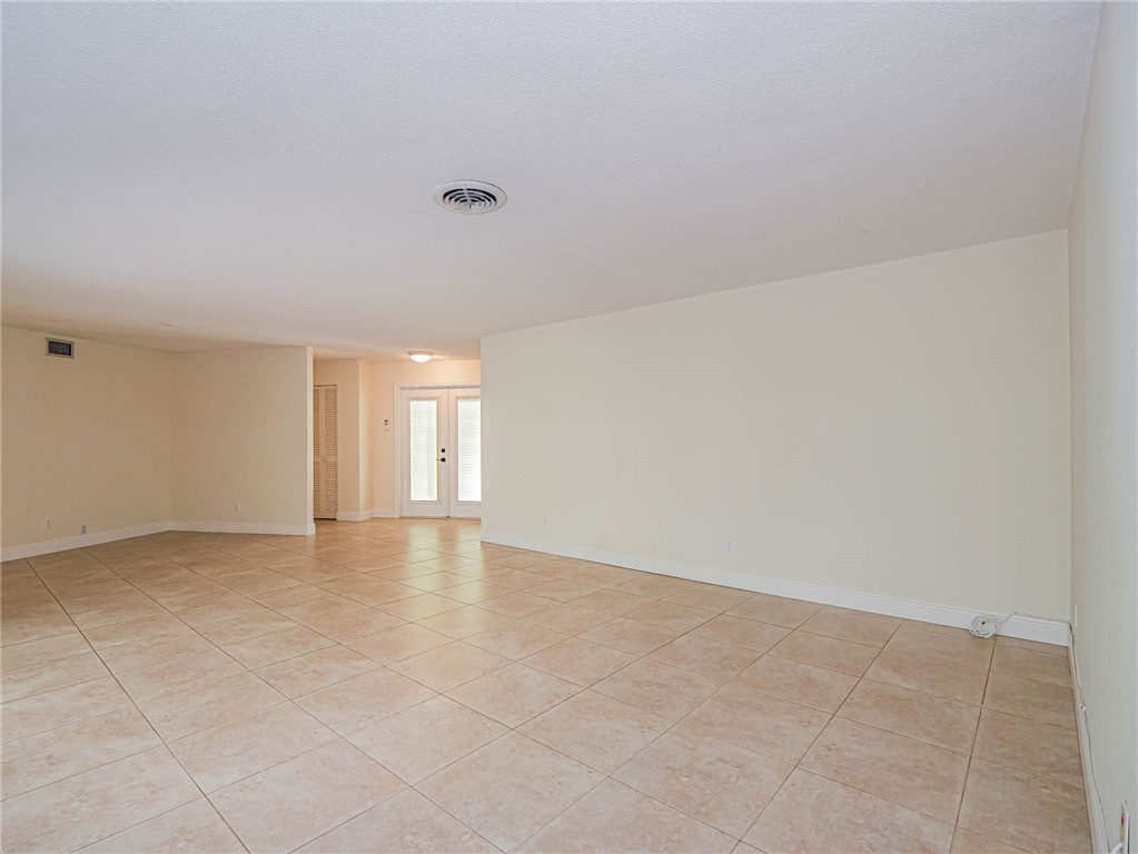 965 Reef Road Vero Beach, FL 32963 - Photo 7 of 33