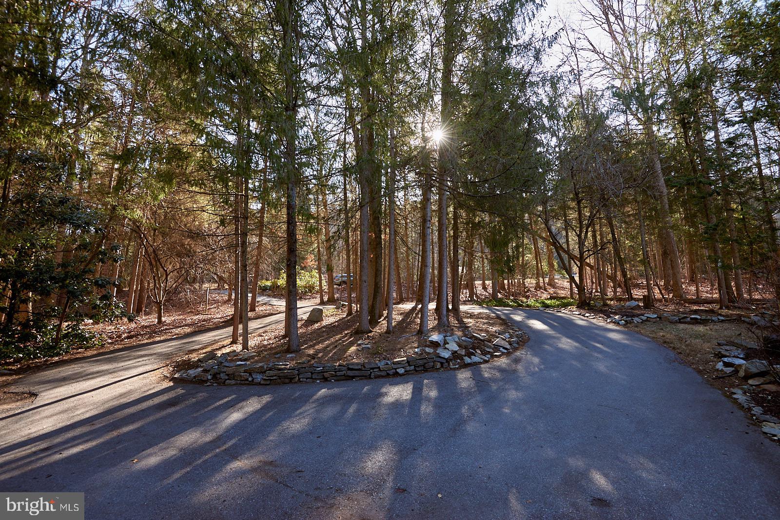 4026 Hillview Road Temple, PA 19560 - Photo 20 of 64