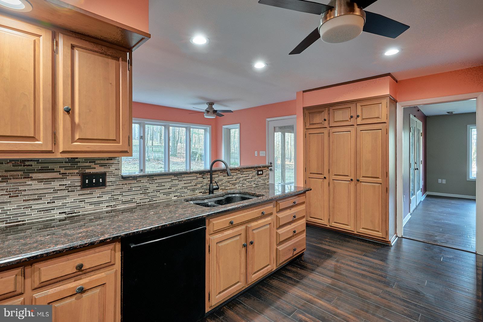 4026 Hillview Road Temple, PA 19560 - Photo 26 of 64
