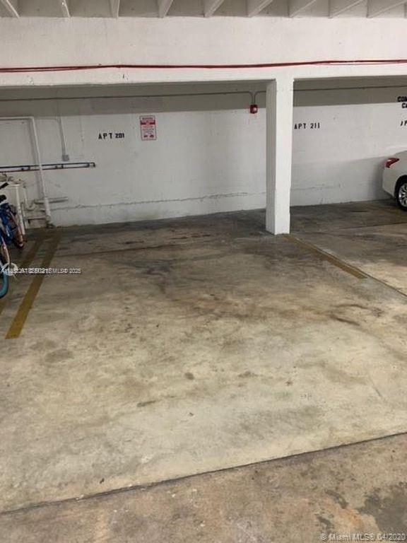 524 Washington Avenue, Unit 310 Miami Beach, FL 33139 - Photo 6 of 6 a view of a garage