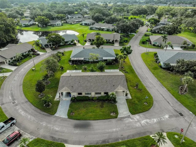 $175,000 | 2122 Hereford Drive, Unit 511, Sun City Center, FL 33573