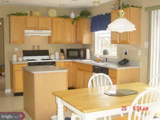 406 Winding Stream Road Spring City, PA 19475 - Photo 3 of 6 Gallery Image 3