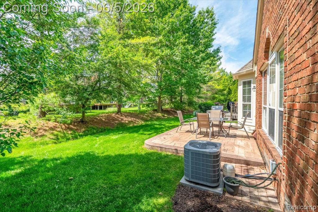 49105 Hawksburry Road Canton, MI 48188 - Photo 41 of 51