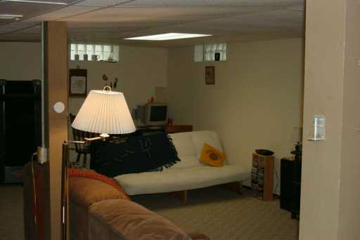 1629 Ryer Street South Bend, IN 46628 - Photo 6 of 8 Gallery Image 6
