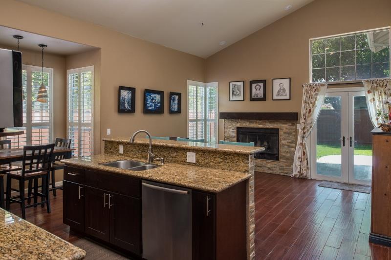 17696 River Run Road Salinas, CA 93908 - Photo 6 of 26 Gallery Image 6
