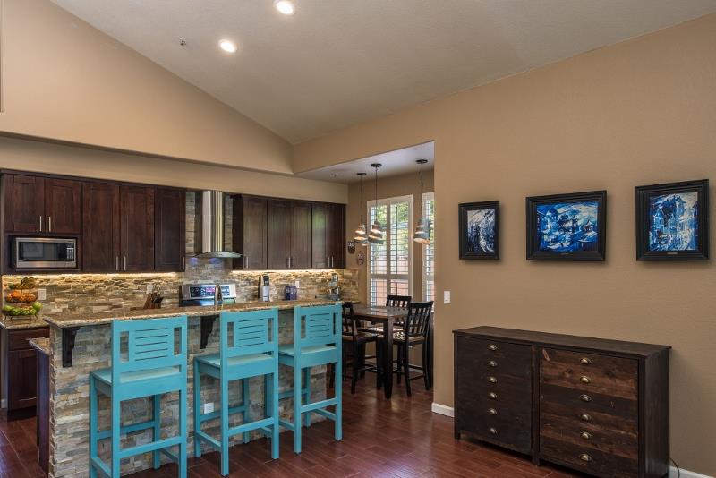 17696 River Run Road Salinas, CA 93908 - Photo 8 of 26 Gallery Image 8