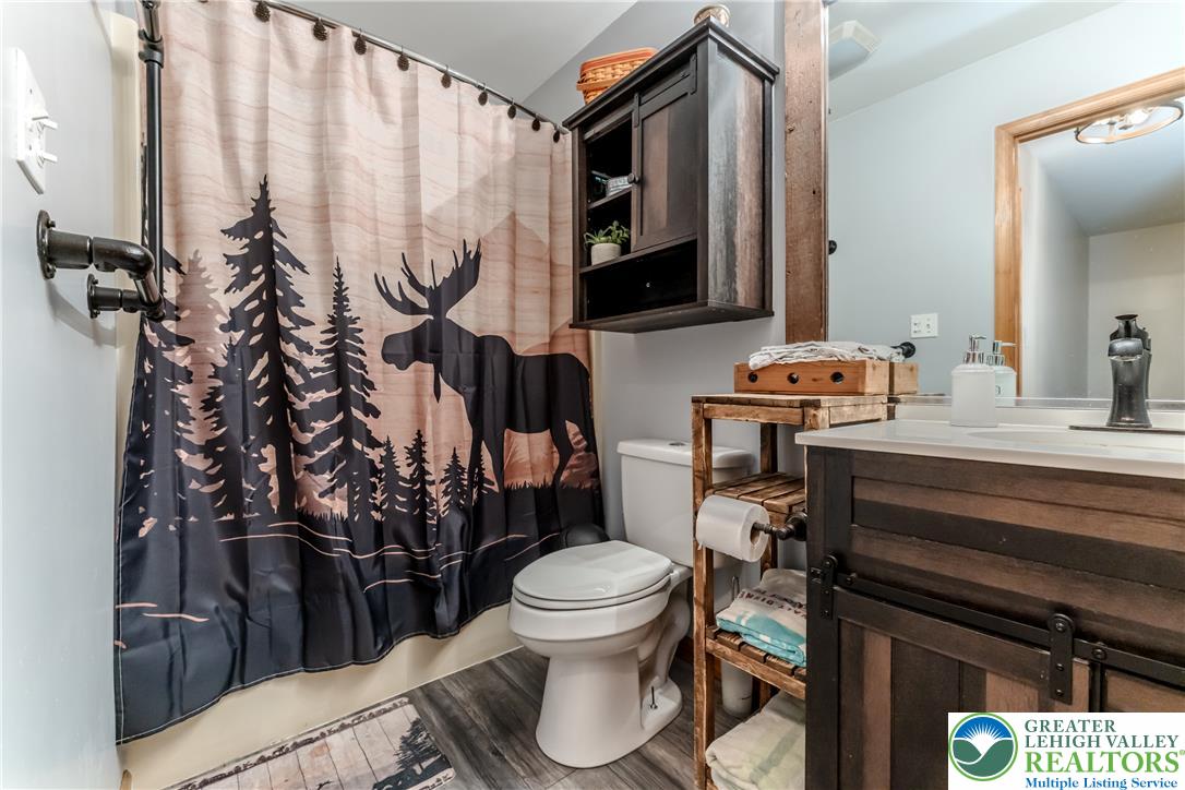 341 Stone Mountain Road Lehighton, PA 18235 - Photo 37 of 52 Ensuite Bedroom #1