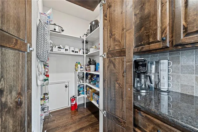 $625,000 | 4552 Northeast Park Ridge Avenue, Lee's Summit, MO 64064