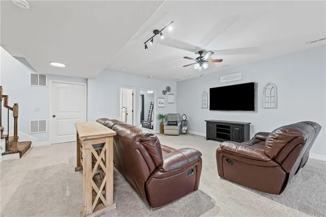 $625,000 | 4552 Northeast Park Ridge Avenue, Lee's Summit, MO 64064