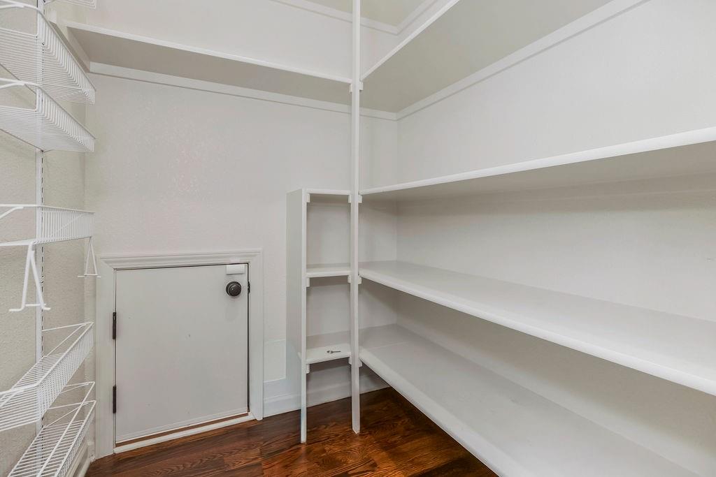 4552 Northeast Park Ridge Avenue Lee's Summit, MO 64064 - Photo 10 of 40