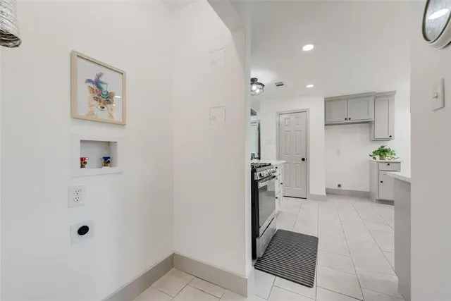 a view of empty room